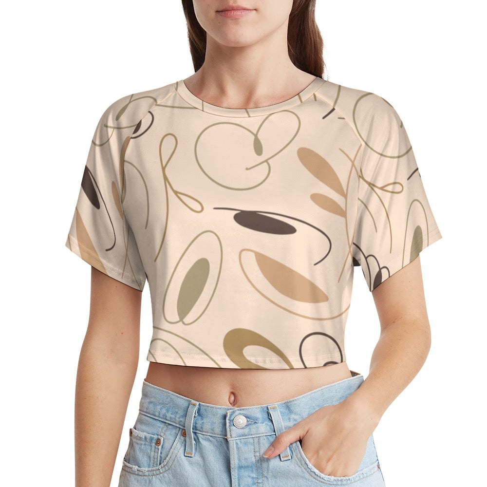Short sleeved navel exposed